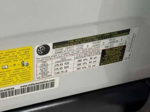 Used 2018 Porsche Cayenne Platinum Edition image 63