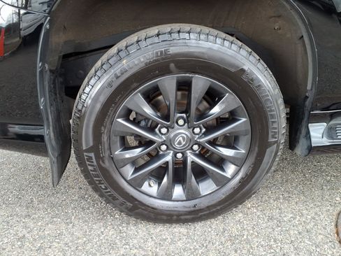 Used 2023 Lexus GX 460 Premium w/ Premium Plus Package image 13