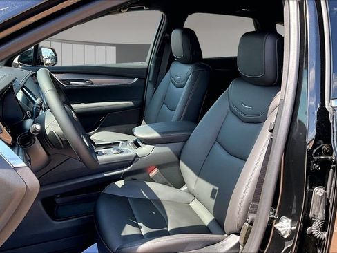 New 2026 Cadillac XT5 Luxury w/ LPO, Floor Liner Package FWD image 9