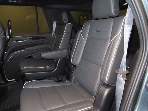 Certified 2021 Cadillac Escalade Sport w/ Driver Assist Tech Package image 21