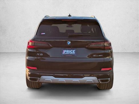 Used 2022 BMW X5 sDrive40i w/ Parking Assistance Package image 7
