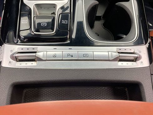 Used 2022 Kia Carnival SX Prestige FWD image 20