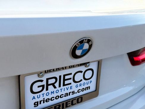 Used 2023 BMW 330i Sedan w/ Premium Package RWD image 14