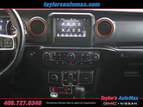 Used 2021 Jeep Gladiator Mojave w/ Cold Weather Group image 10