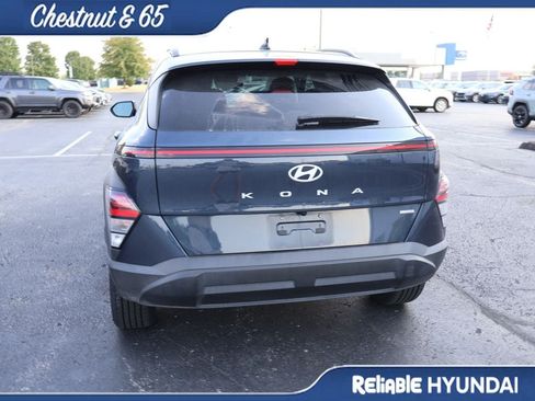 Used 2025 Hyundai Kona SEL AWD/4WD image 17