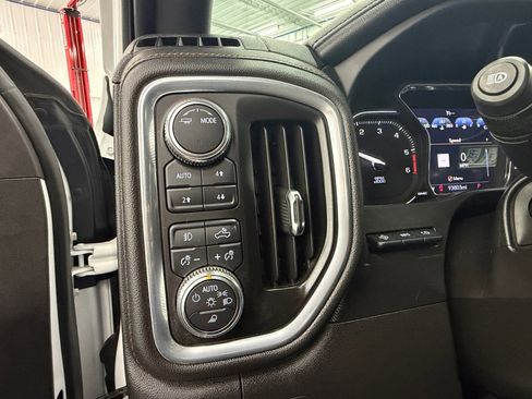 Used 2021 GMC Sierra 1500 AT4 w/ AT4 Value Package AWD/4WD image 26