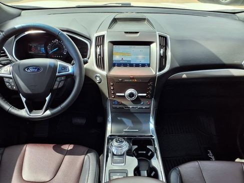 Used 2020 Ford Edge Titanium w/ Equipment Group 301A FWD image 6
