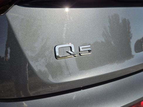 Used 2024 Audi Q5 Prestige image 18