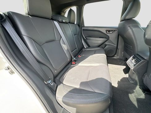 Used 2025 Subaru Forester Limited AWD/4WD image 34