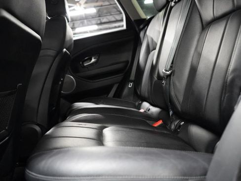 Used 2017 Land Rover Range Rover Evoque SE AWD/4WD image 19