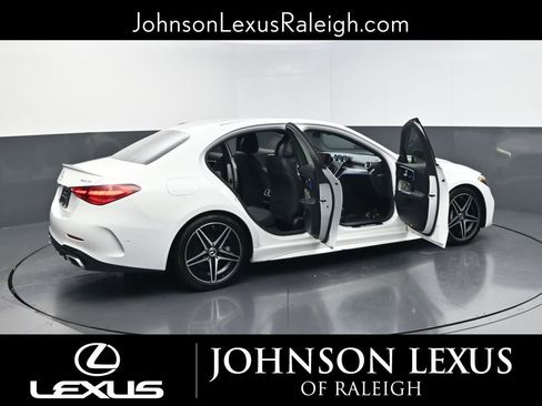Used 2022 Mercedes-Benz C 300 4MATIC Sedan image 31