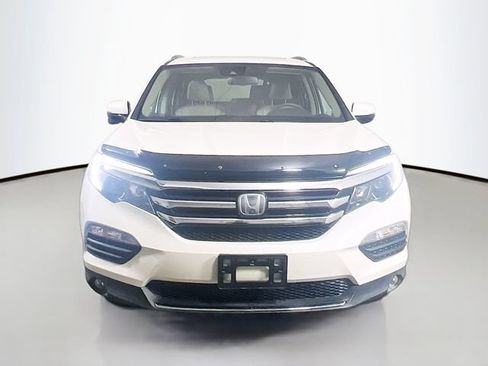 Used 2017 Honda Pilot Touring image 2