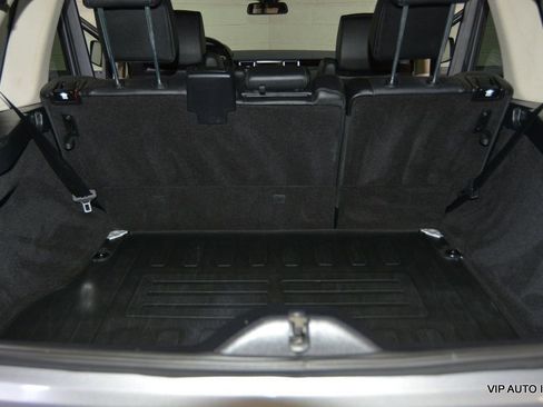 Used 2011 Land Rover Range Rover Sport HSE image 28