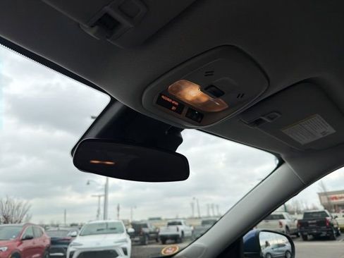 Used 2024 Chevrolet Trax LT w/ Driver Confidence Package image 32