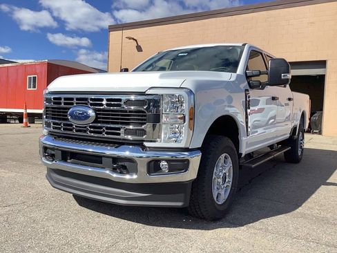 New 2026 Ford F350 XLT image 5