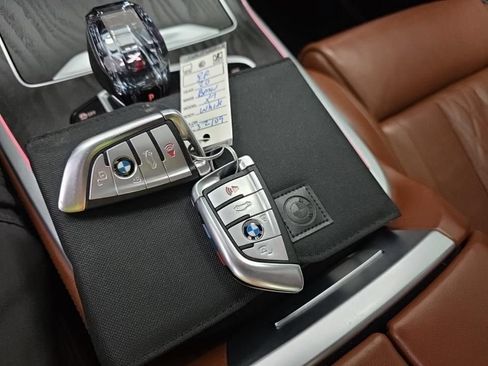 Used 2020 BMW X7 M50i w/ Executive Package AWD/4WD image 10