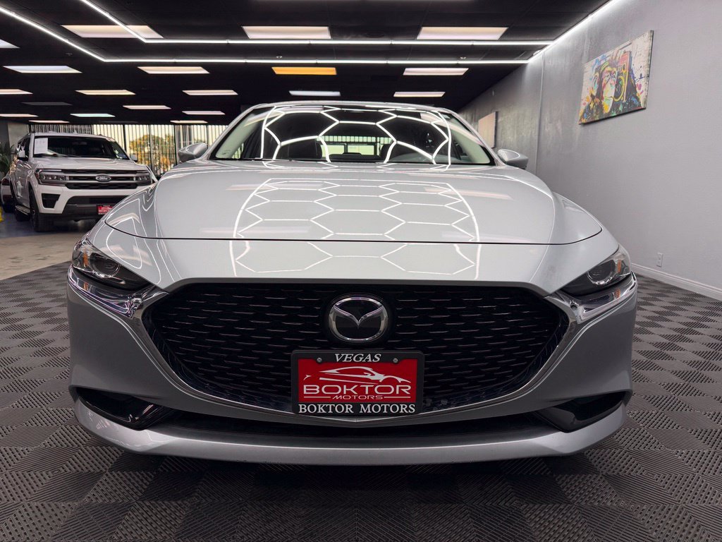 Used 2020 MAZDA MAZDA3 Sedan w/ Preferred Package FWD image 4