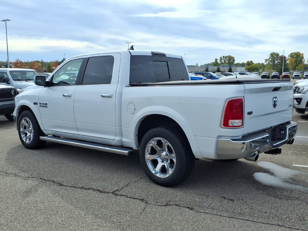 Used 2017 RAM 1500 Laramie AWD/4WD image 5
