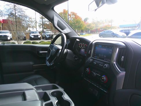 Used 2019 Chevrolet Silverado 1500 RST w/ All-Star Edition image 33