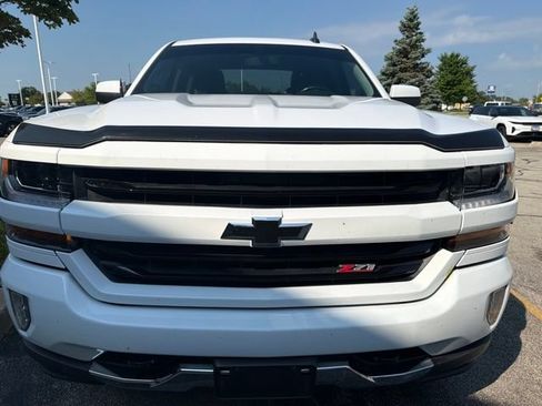 Used 2018 Chevrolet Silverado 1500 LT w/ Rally 2 Edition AWD/4WD image 9