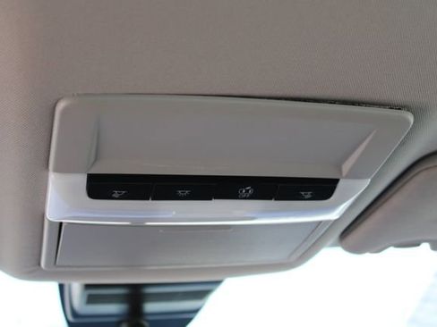 Used 2024 Nissan Altima 2.5 SV image 17