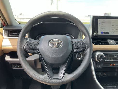 Certified 2025 Toyota RAV4 XLE FWD image 19