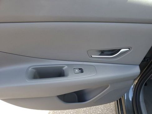 New 2026 Hyundai Elantra Sport FWD image 15