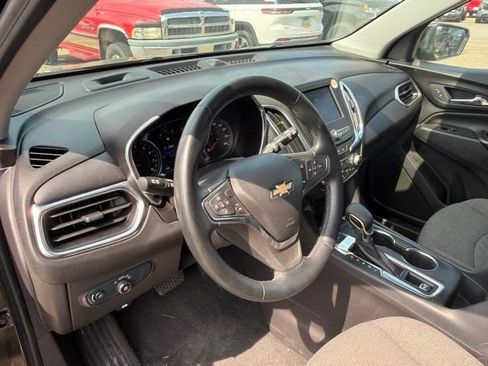 Used 2024 Chevrolet Equinox LT AWD/4WD image 10