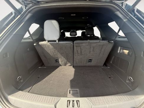 Used 2025 Ford Explorer ST-Line w/ Premium Package image 5