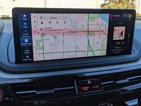 Used 2025 Acura MDX SH-AWD image 25