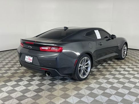Used 2017 Chevrolet Camaro LT RWD image 23