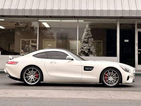 Used 2017 Mercedes-Benz AMG GT S image 6