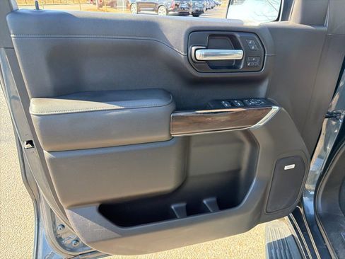 Used 2020 GMC Sierra 1500 SLT w/ SLT Premium Package image 18