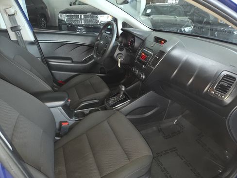 Used 2017 Kia Forte LX FWD image 26