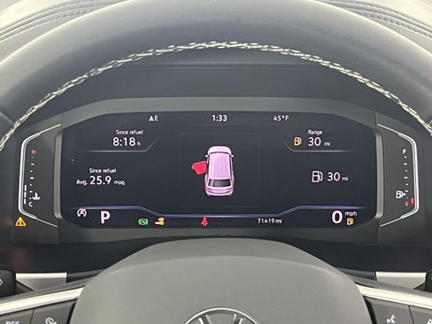 Used 2023 Volkswagen Atlas SE image 13