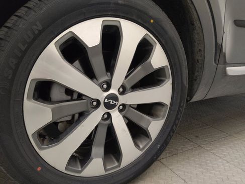 Used 2022 Kia Telluride S FWD image 31