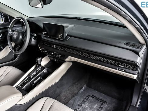 Used 2023 Honda Accord EX image 21
