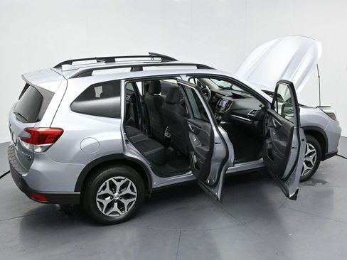 Used 2020 Subaru Forester Premium AWD/4WD image 37