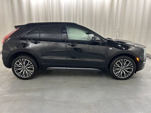 Used 2024 Cadillac XT4 Sport image 7