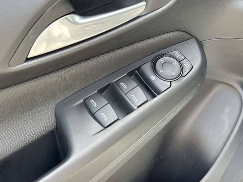 Used 2026 Buick Envista Preferred FWD image 13