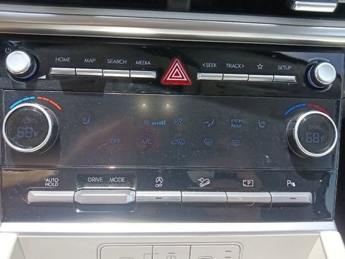 Used 2026 Hyundai Santa Fe SEL FWD image 23
