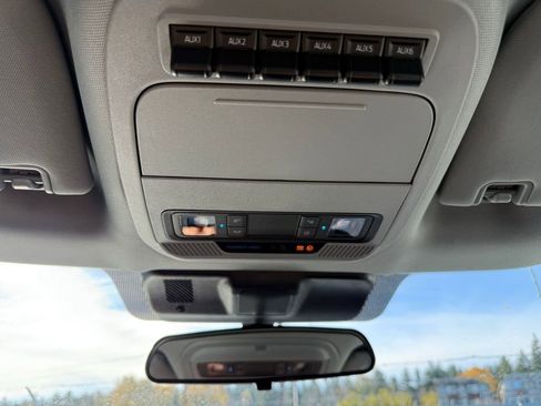 New 2025 Ford F550 4x4 Crew Cab Super Duty image 39