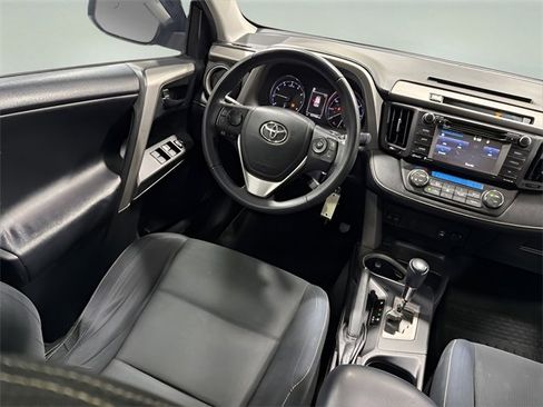 Used 2016 Toyota RAV4 XLE image 26