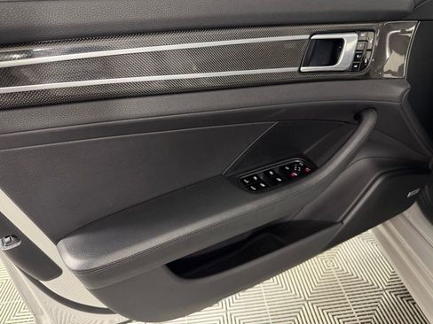 Used 2018 Porsche Panamera 4S AWD/4WD image 25