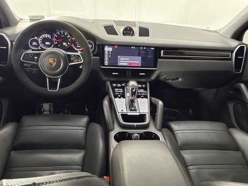 Used 2019 Porsche Cayenne AWD/4WD image 23