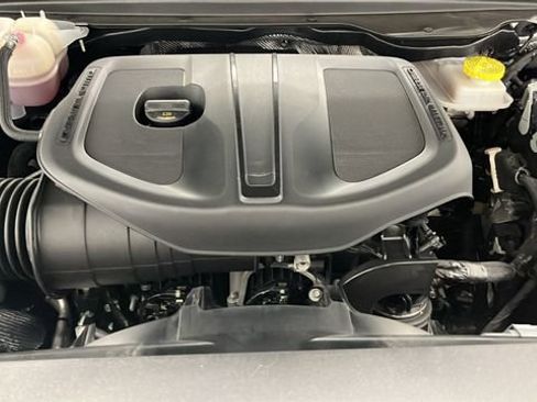 Used 2025 RAM 1500 Laramie w/ Night Edition AWD/4WD image 27