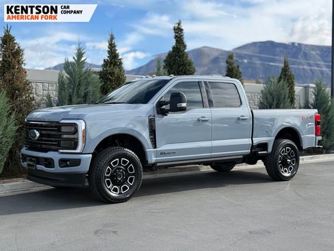 Used 2026 Ford F350 Platinum w/ FX4 Off-Road Package AWD/4WD image 2