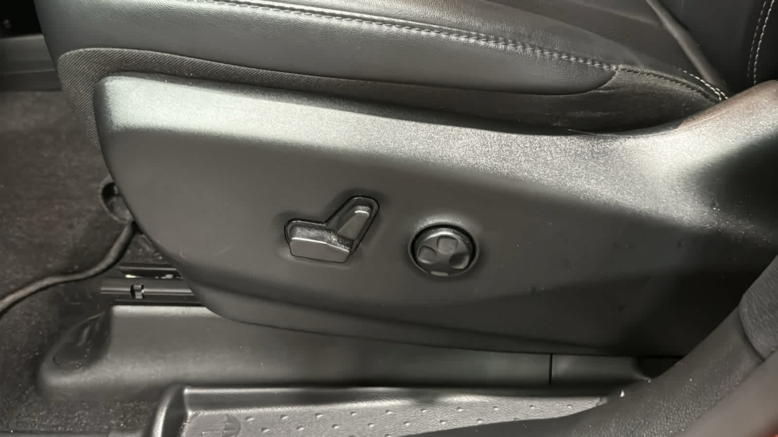 Used 2025 Chrysler Pacifica Select FWD image 21