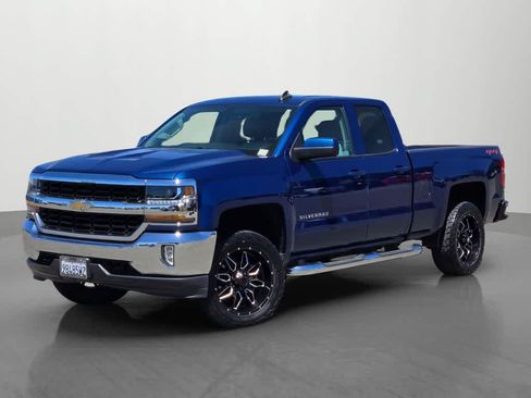 Used 2019 Chevrolet Silverado 1500 LT w/ All Star Edition AWD/4WD image 8