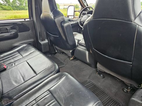 Used 2004 Ford F250 Harley-Davidson AWD/4WD image 36